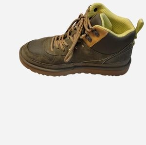 UGG Men's Olive and Yellow Lace-Up High-Top Boot